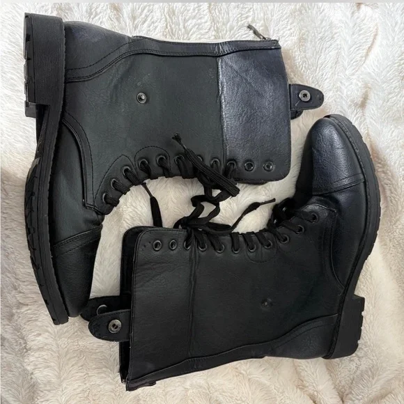 Disney Nightmare Before Christmas Black Skull Print Fold Combat Boots Size W 9 - Picture 4 of 8